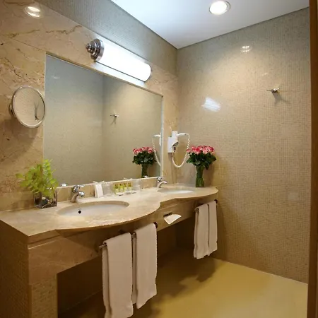 Готель Santa Maria 4*