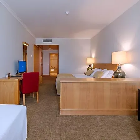 Santa Maria Hotel 4*