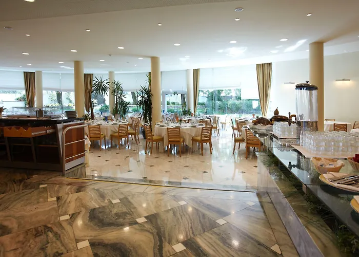 Santa Maria Hotel 4*